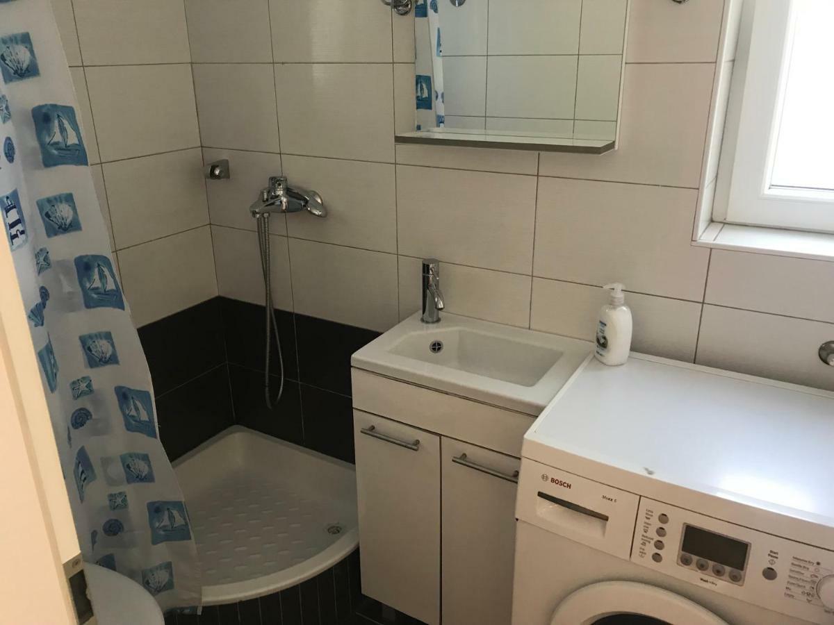 ספליט One Bedroom Apartment מראה חיצוני תמונה